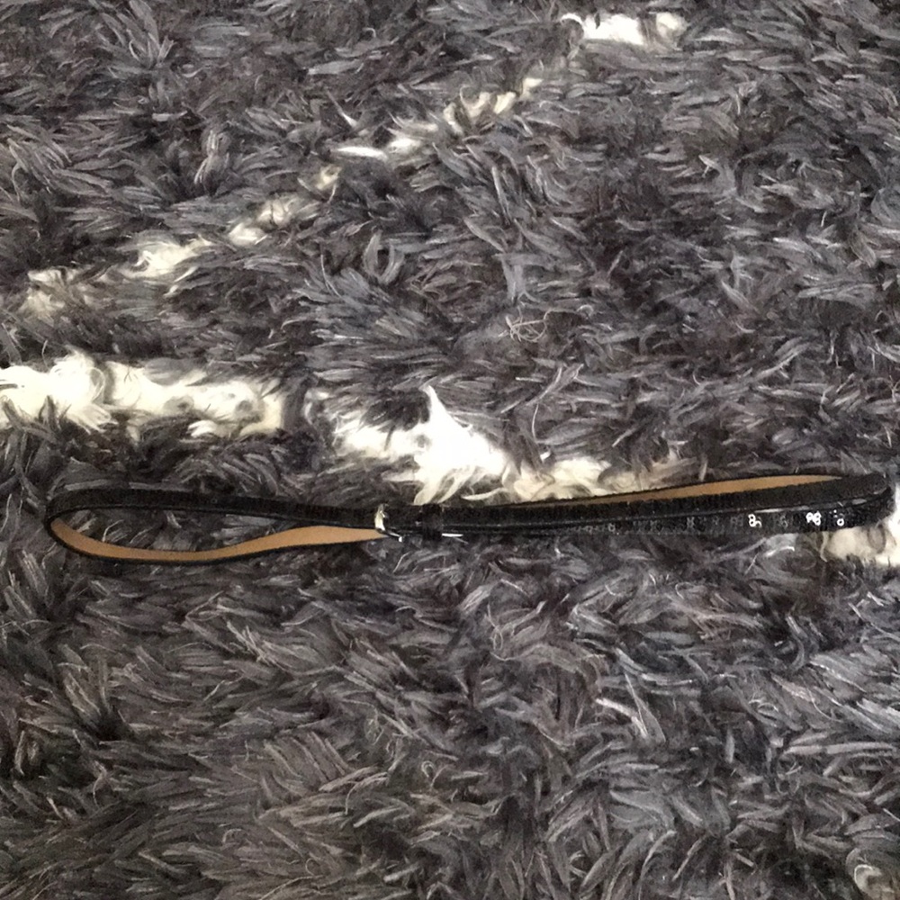 Black sequins belt